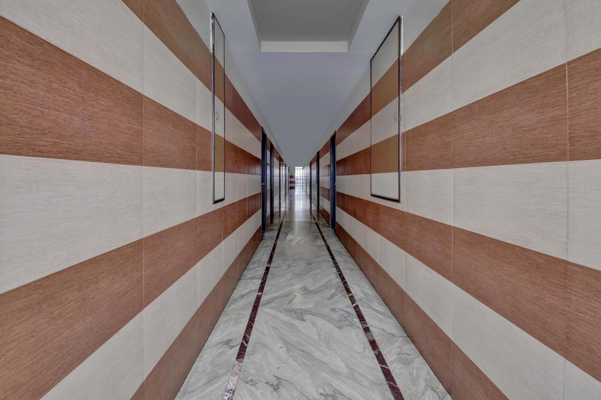 Super Capital O Jayam Residency Hotel Chennai Exterior photo